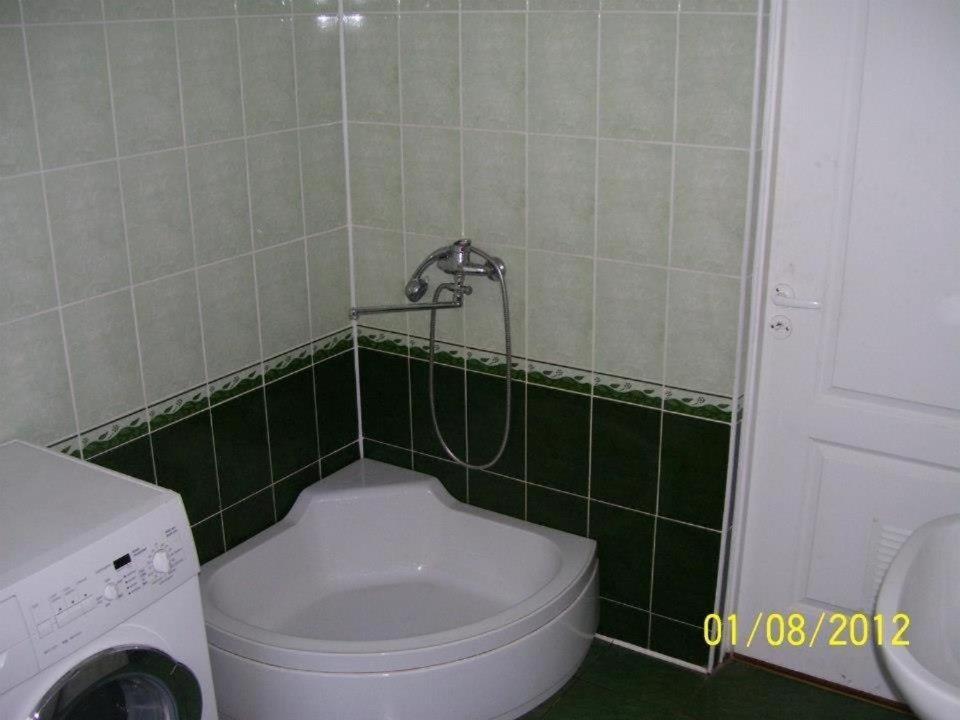 Pirtis Prie Neries Jonava Hotel Екстериор снимка